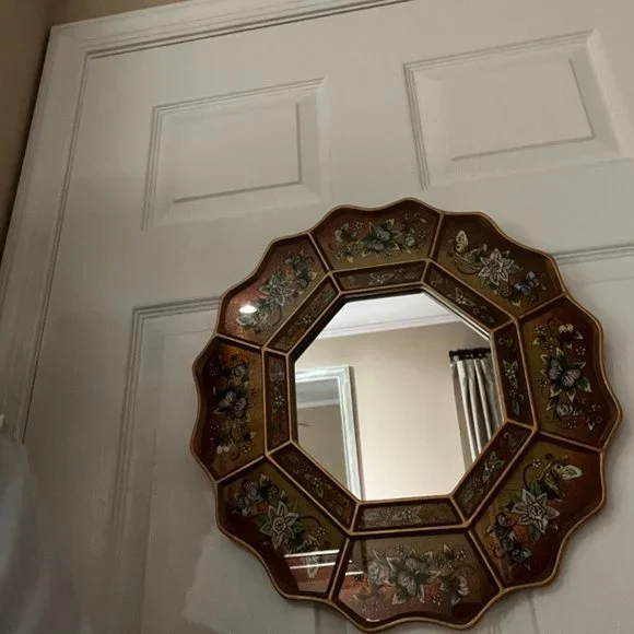 Beautiful Accent Mirror - Picture 2 of 2